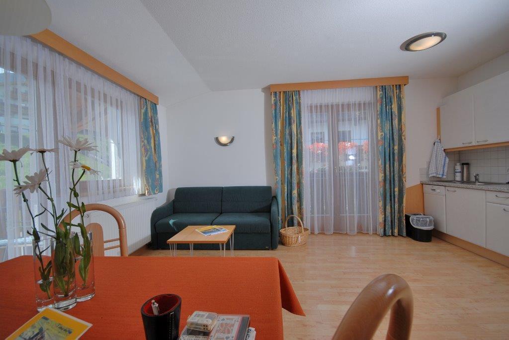 Apart Hotel Garni Kofler Fiss Bilik gambar
